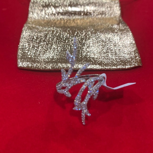 Silver ring - Picture 2 of 2